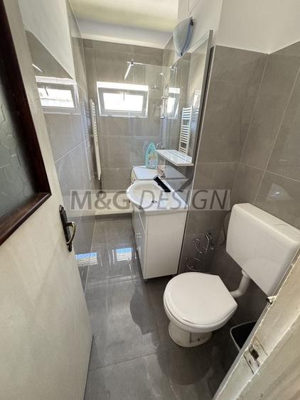 Apartament cu 3 camere decomandat în Girocului