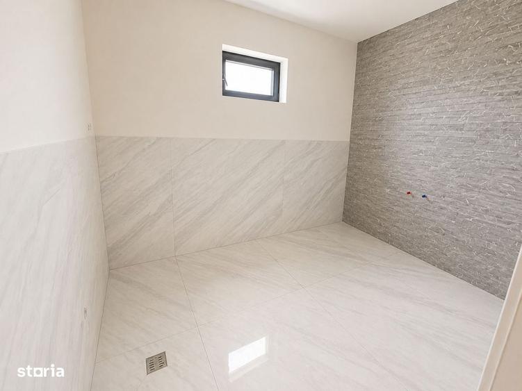 Casă cu 4 camere în Dancu