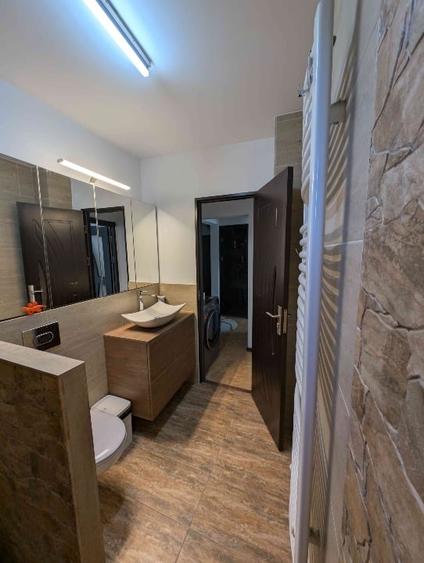Apartament cu 3 camere decomandat în Inel II