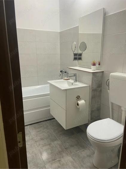 Apartament cu 2 camere decomandat în Central