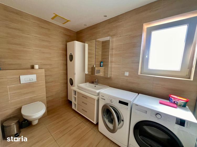 Duplex Cosmopolis - 4
