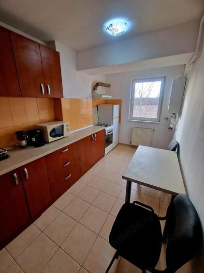 Garsonieră decomandată în Central