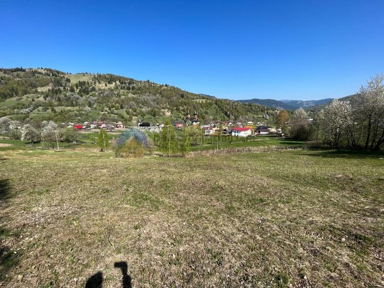 Teren intravilan de 6041 mp, în Ceahlău