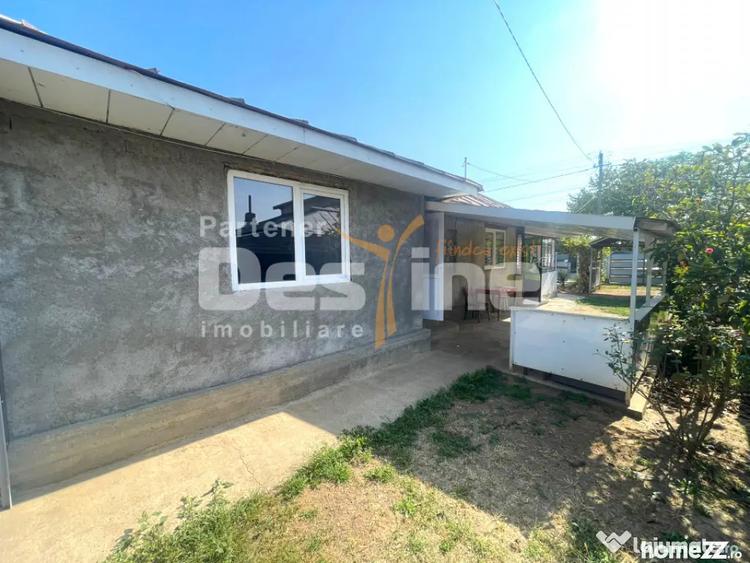 Casă cu 4 camere cu Teren 550 Mp în Păulești