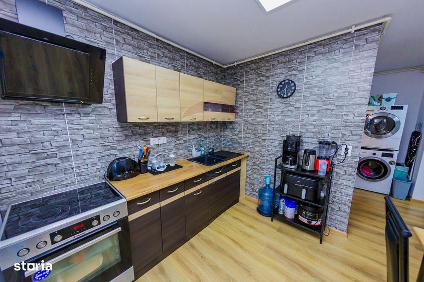Apartament cu 2 camere decomandat, mobilat în Central — fotografia 3