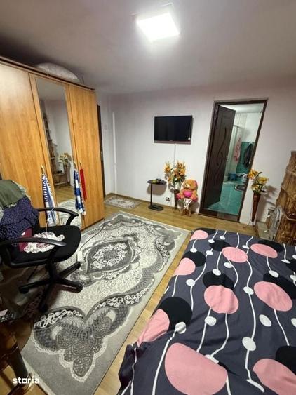 Casă cu 3 camere în Central