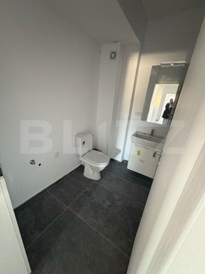 Apartament cu 3 camere decomandat în Centura