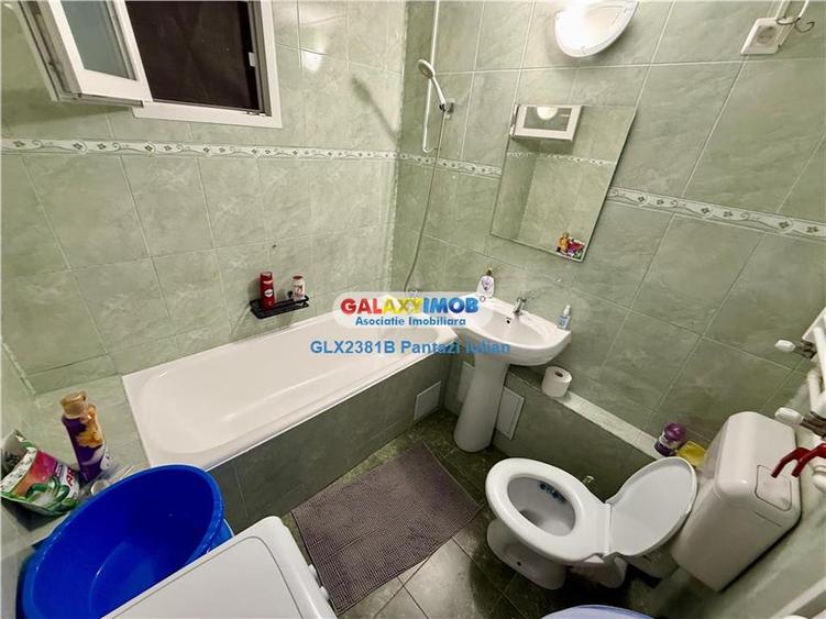 Apartament cu 3 camere semidecomandat, mobilat în Gorjului