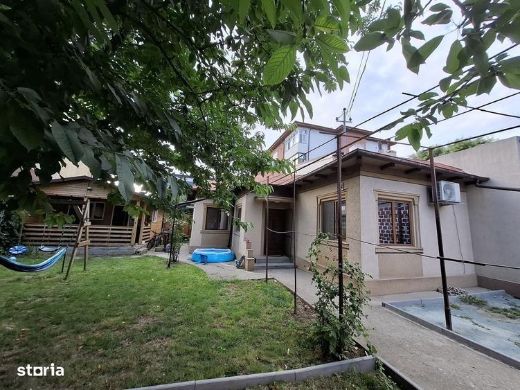 Casă cu 3 camere în Central