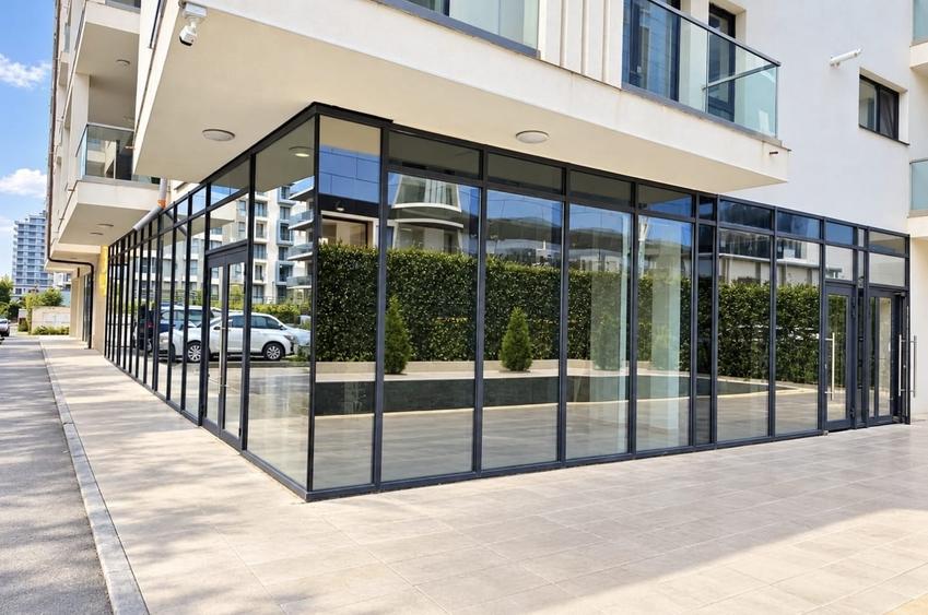 Spațiu comercial, de 200 mp, în Central