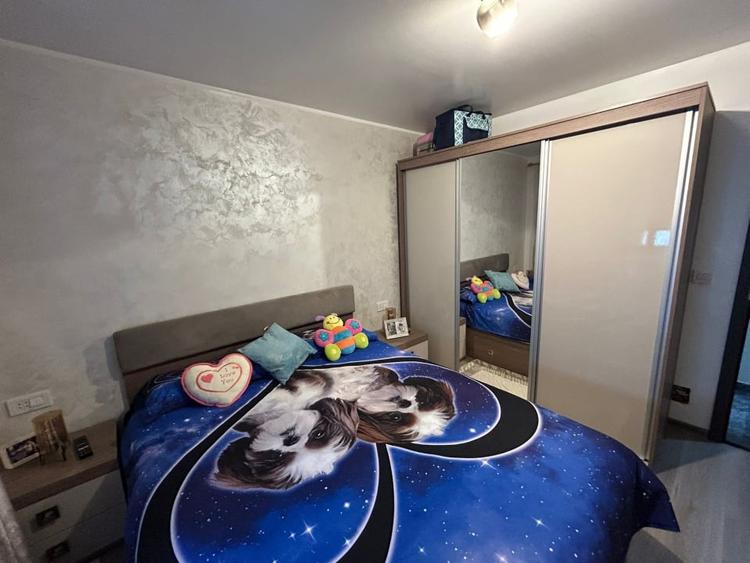 Apartament cu 3 camere decomandat, mobilat în Viziru 3