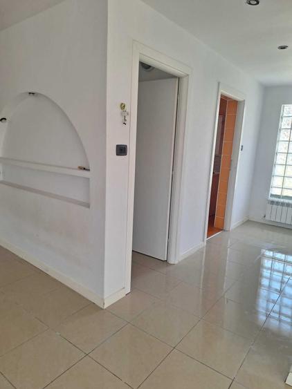 Casă cu 4 camere în Bogonos