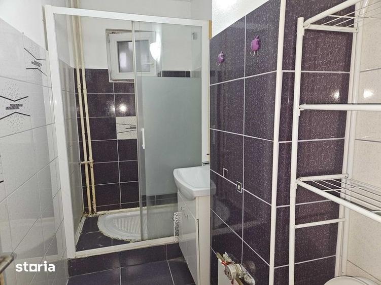 Apartament cu 3 camere în Războieni