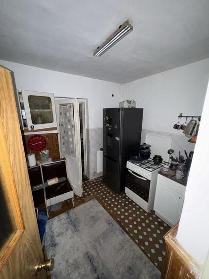 Apartament cu 3 camere decomandat în Obcini