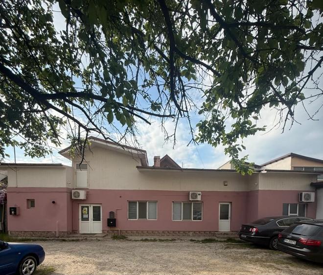 Casă individuală cu 3 camere cu Centrală Termică în 9 Mai