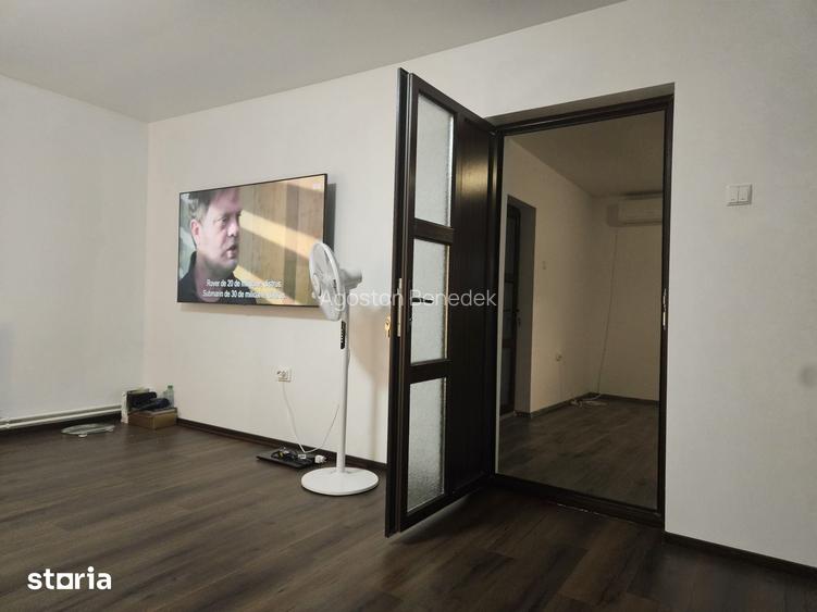 Casă cu 4 camere cu Teren 33000 Mp în Valea