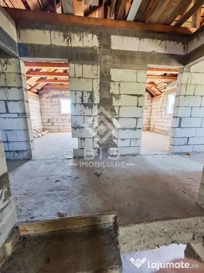 Casă cu 5 camere cu Teren 500 Mp în Central