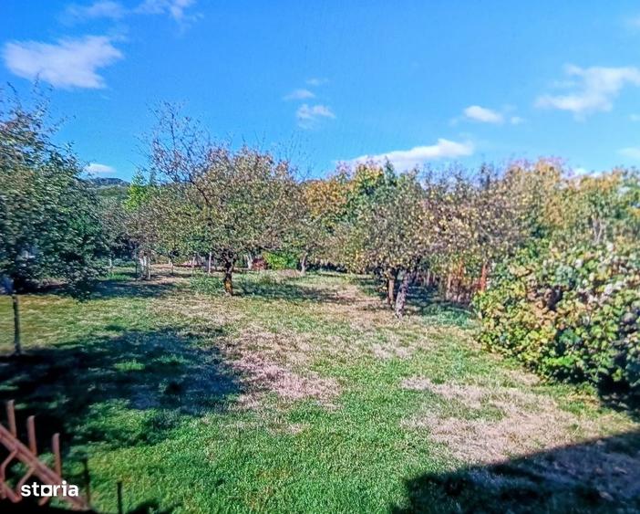 Casa de vanzare cu 4 camere Rm Valcea - 2