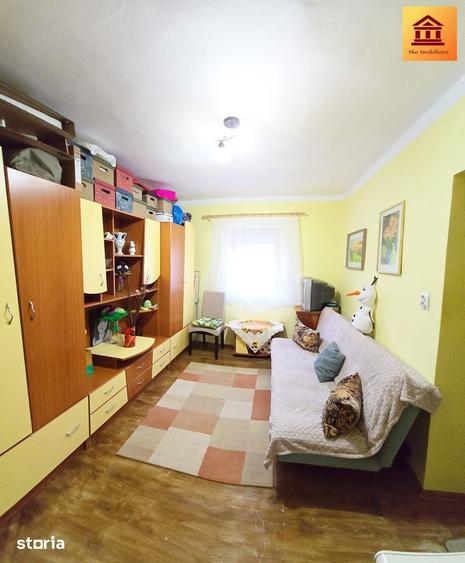 Casă cu 3 camere cu Teren 2880 Mp în Olari