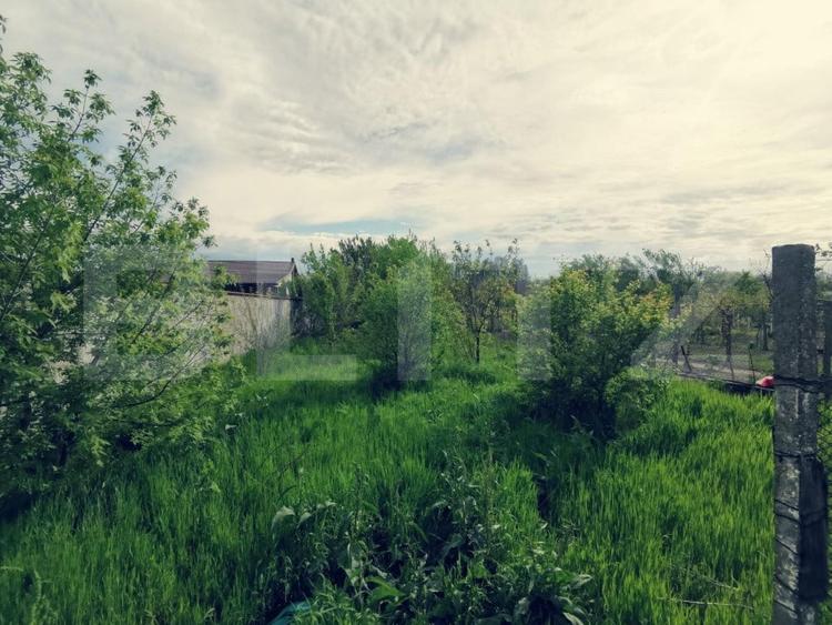 Casă individuală cu 5 camere cu Teren 1624 Mp în Cernele