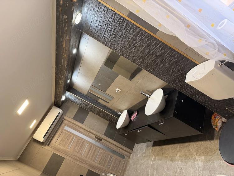 Casă cu 2 camere cu Teren 2498 Mp în Sânnicolau Român