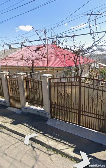 Casă cu 3 camere în Sud