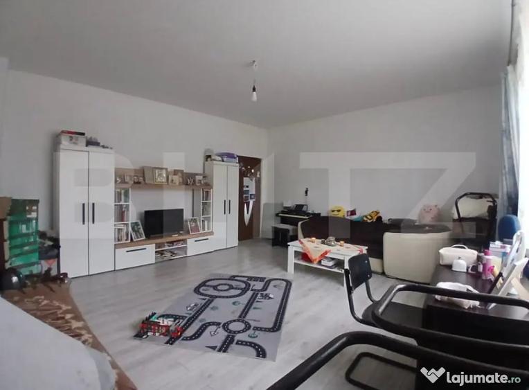 Casa cu 3 camere, 112 mp, 720 teren, zona Micro I - 7