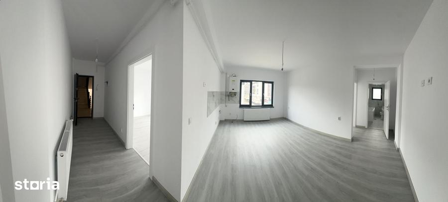 Apartament cu 3 camere decomandat în Socola