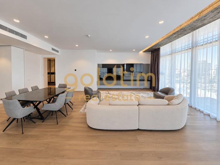 Apartament cu 4 camere semidecomandat, mobilat în Floreasca