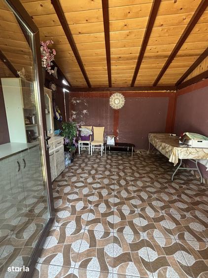 Casă cu 3 camere cu Teren 180 Mp în Central