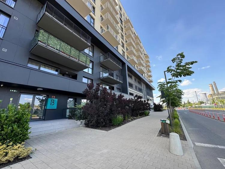 Apartament cu 2 camere decomandat, mobilat în Baza 3