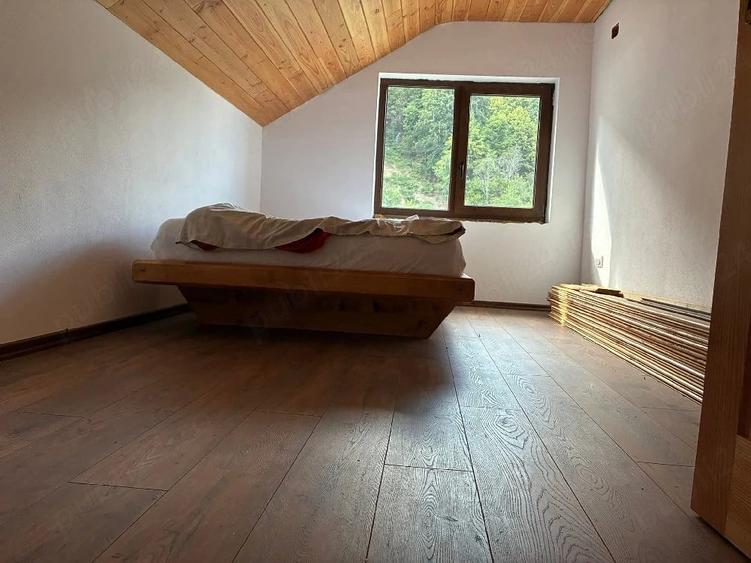 Casă cu Teren 840 Mp în Vale