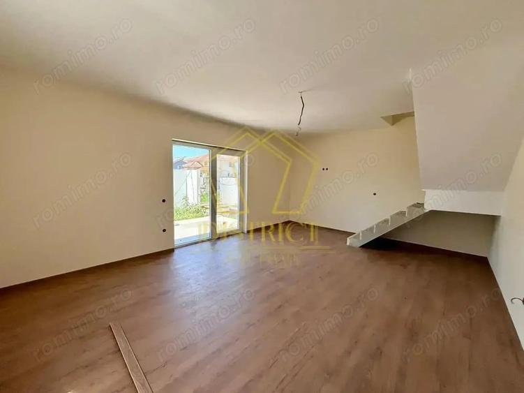 Casă cu 4 camere cu Teren 180 Mp în Giarmata