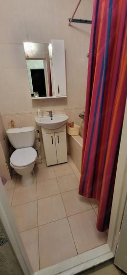 Garsonieră decomandată în Drumul Taberei