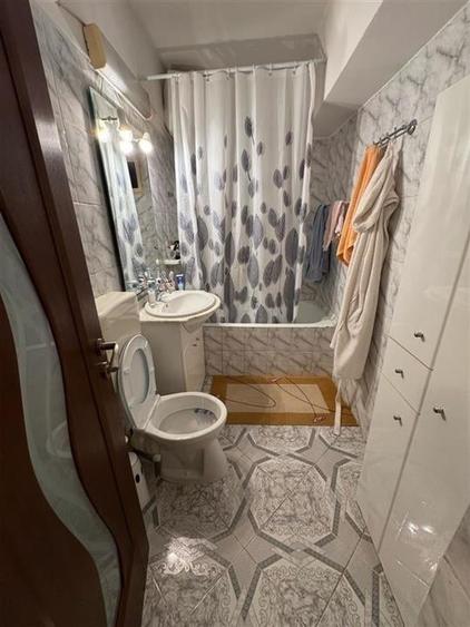 Apartament cu 2 camere decomandat, mobilat în Brăilei