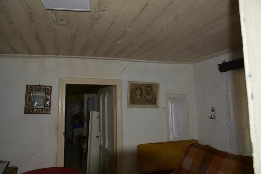 Casă cu Teren 1750 Mp în Costache Negri