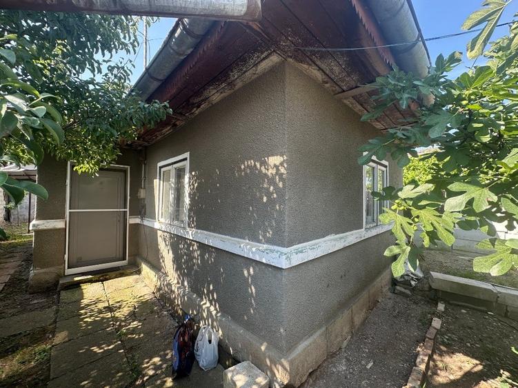 Casă cu 3 camere cu Teren 128 Mp în Malu Roșu