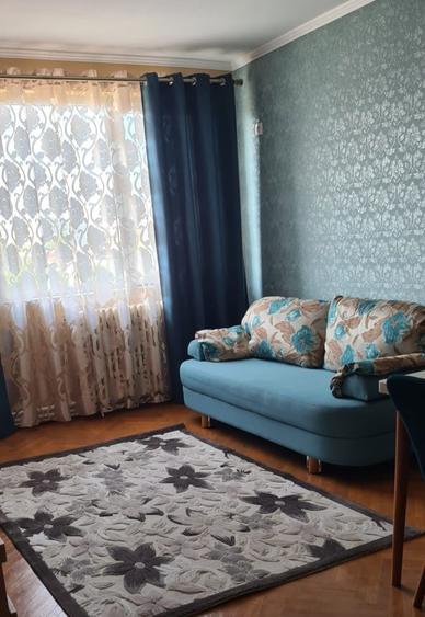 Apartament cu 2 camere decomandat în Nicolina