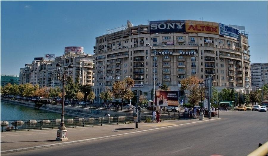 Spațiu comercial, de 1,100 mp, în Unirii