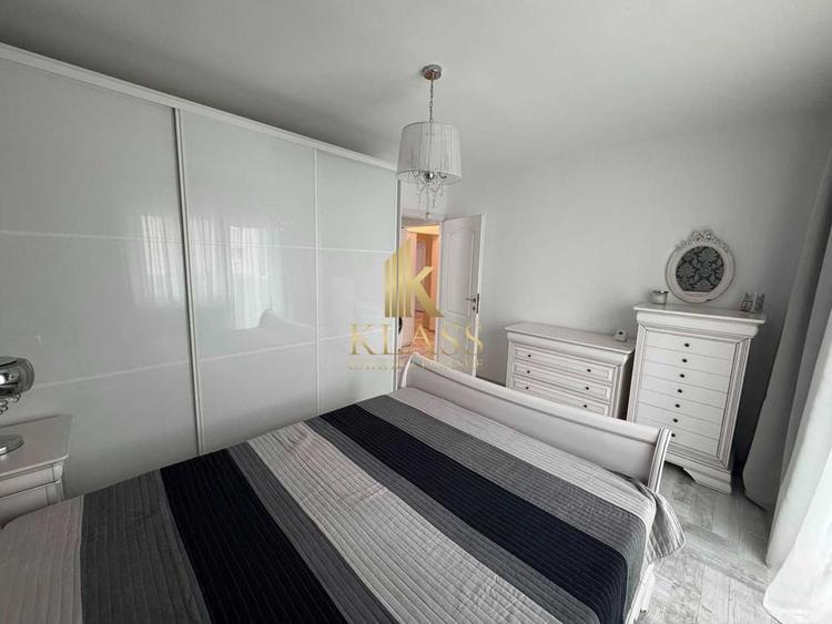 Apartament cu 3 camere decomandat, mobilat în Vitan