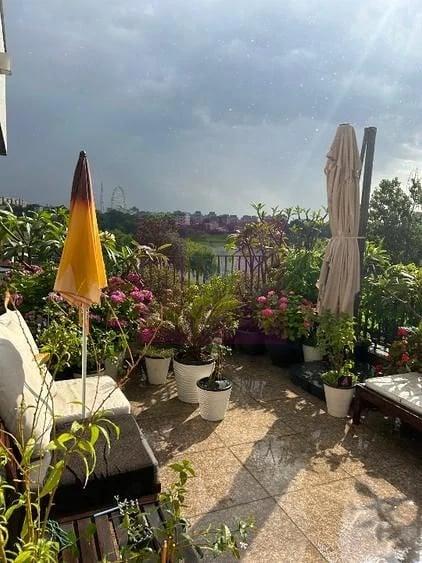 Apartament cu 3 camere decomandat în Tei