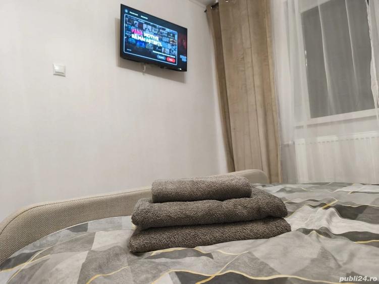 Garsonieră decomandată în 6 Vânători
