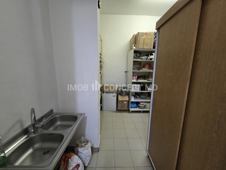 Spațiu comercial, de 94 mp, în 9 Mai
