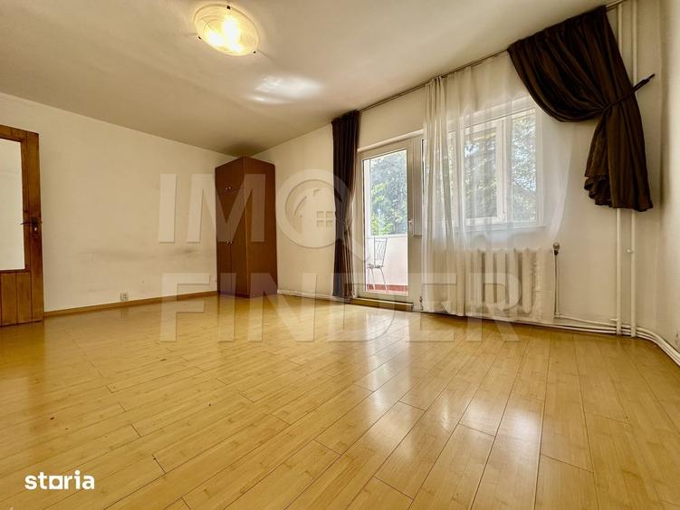 Apartament cu 4 camere decomandat, mobilat în Zorilor