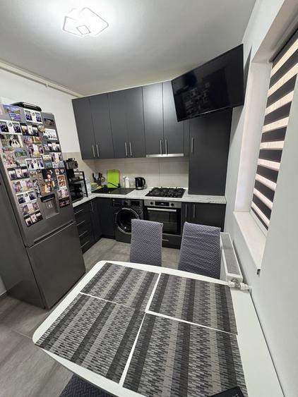 Apartament cu 3 camere în Dobrești