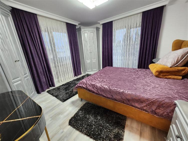 Casă individuală cu 7 camere cu Canalizare în Burdujeni
