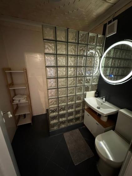 Apartament cu 2 camere semidecomandat, mobilat în Tineretului