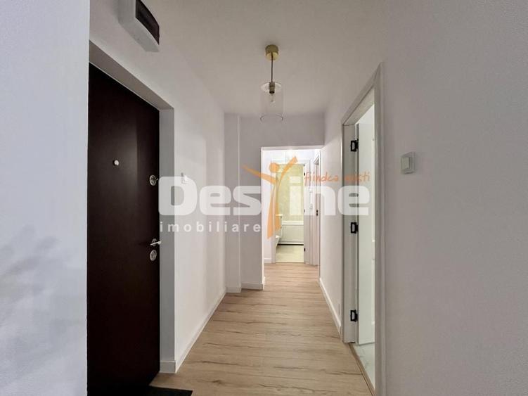 Apartament cu 2 camere decomandat în B-dul București