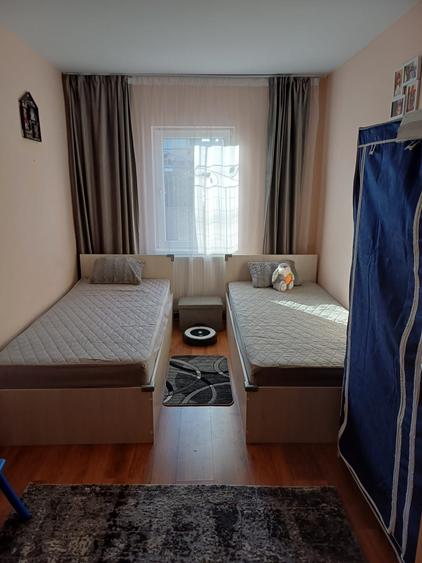 Casă cu 4 camere cu Teren 400 Mp în Exterior Vest