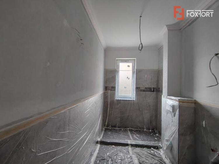 Apartament cu 2 camere decomandat în Giroc